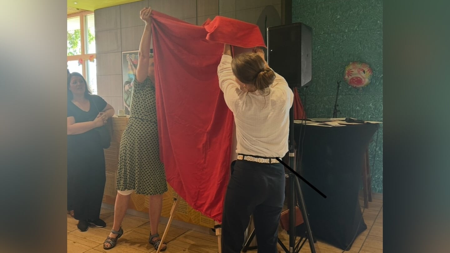 In het gebouw van Boogie Woogie werd het Convenant Amateurkunst Winterswijk ondertekend.